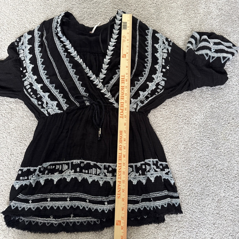 Free People Tunic Top Embroidered Bell Sleeves Size S Boho Festival Hippie Beach - Picture 7 of 8